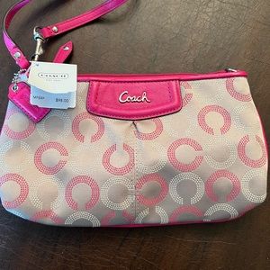SOLD!!!!!!! Coach F48053 Ashley Dotted Op Art Large Wristlet